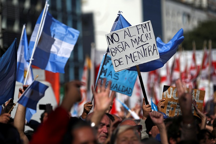 کاهش یارانه انرژی آرژانتین به توصیه IMF