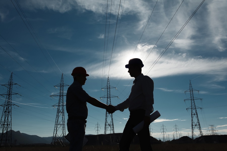 احداث نیروگاه صادرات محور برق به منظور تبادلات منطقه‌ای