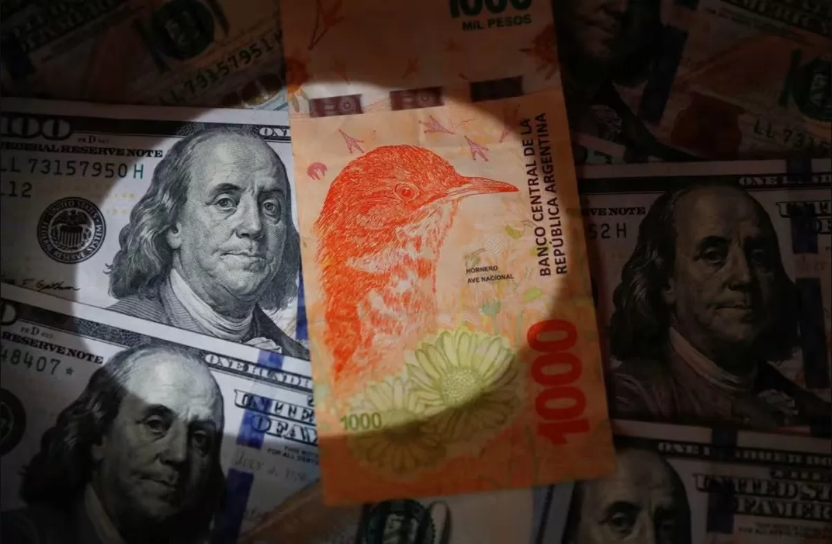 شکست آرژانتین در کاهش ارزش پول ملی برای محدود کردن بازار غیر رسمی