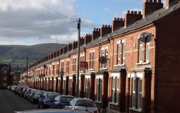 ساخت واحد مسکونی