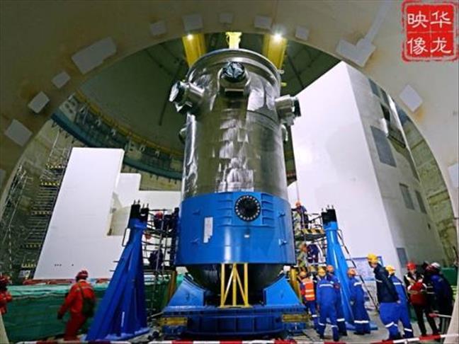 نصب موفقیت‌آمیز رآکتور هسته‌ای نسل سوم چین