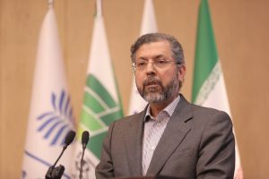آمریکا از «دلار»، «تعرفه» و «تحریم» سلاح اقتصادی ساخته است/ وزارت خارجه آماده کمک به خنثی سازی تحریم