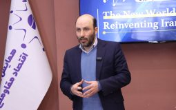 محسن کریمی - راه‌نما نظم نوین جهانی