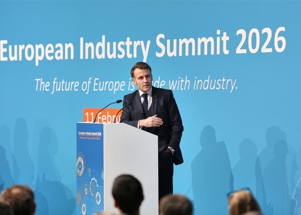 نسخه ماکرون برای حفظ قدرت صنعتی اروپا انرژی ارزان و پیش‌بینی پذیر