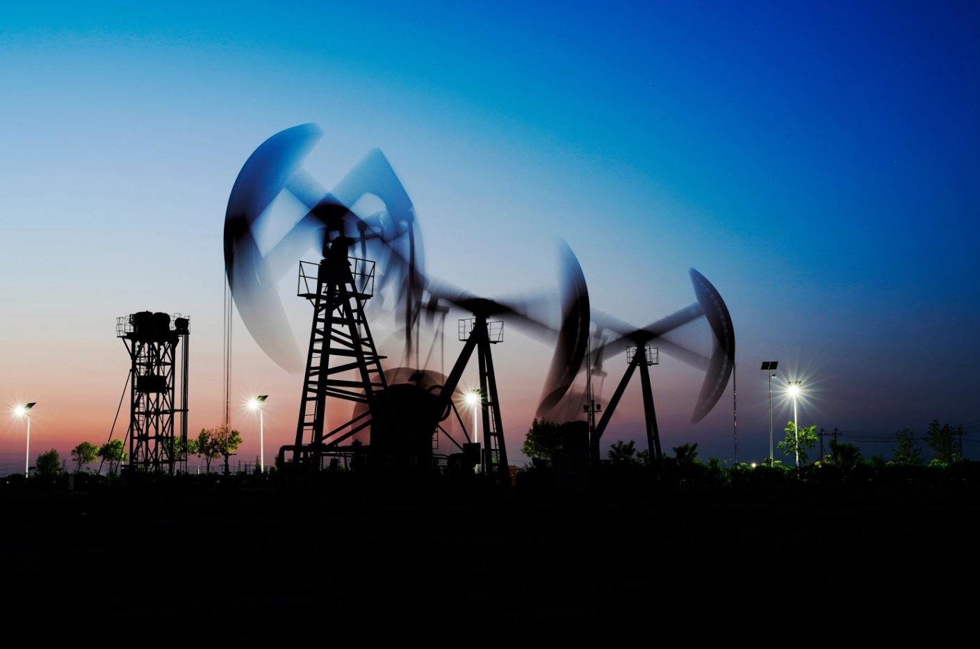 قیمت نفت در آستانه جهش تاریخی