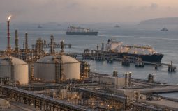 توسعه LNG‌ قطر در گرو باز شدن تنگه هرمز
